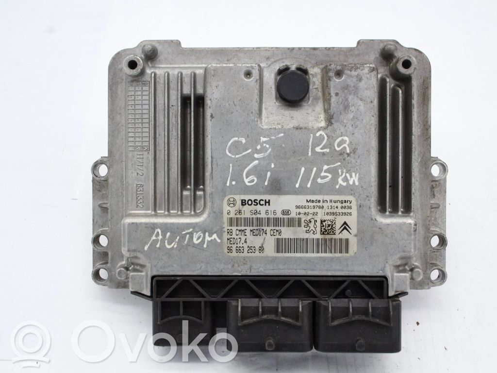 Peugeot 3008 I Engine control unit/module 