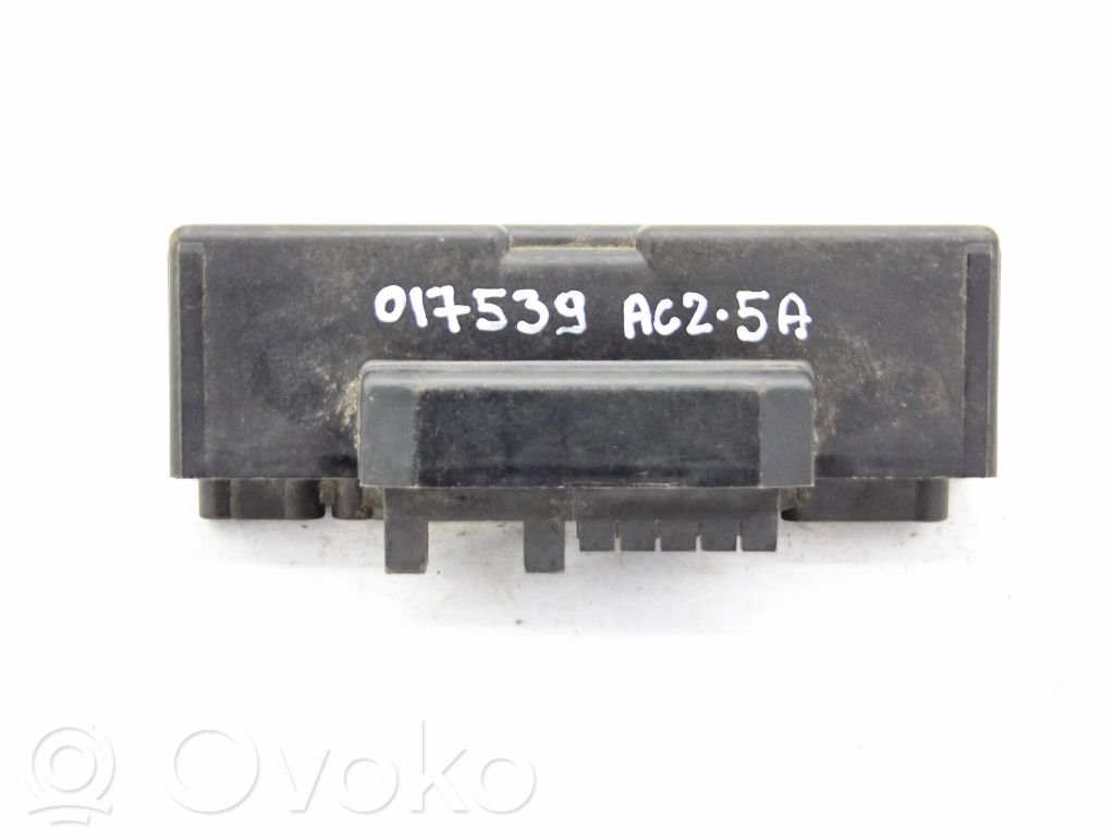 Mercedes-Benz E W210 Other relay 