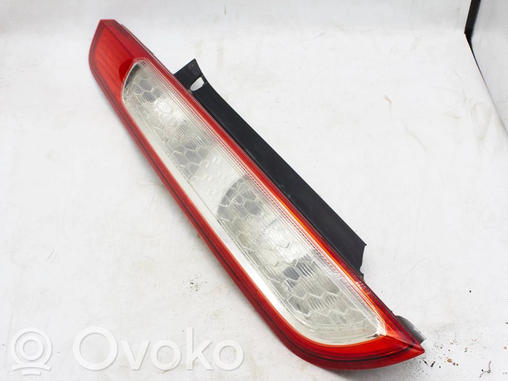 Takavalot   8M5113405A,8M5113405B,0374D