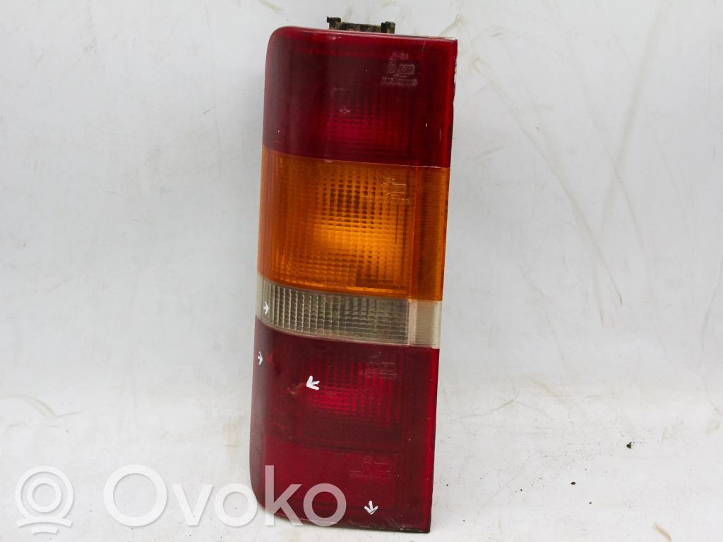 Ford Transit Aizmugurējais lukturis virsbūvē 