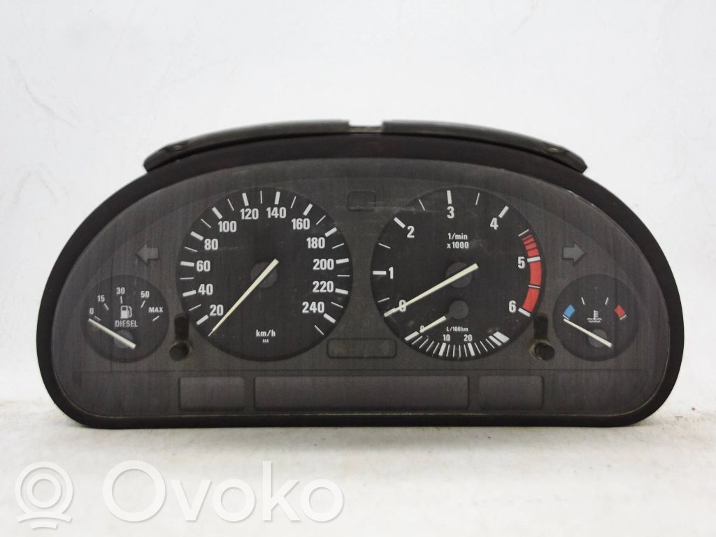 BMW 5 E39 Nopeusmittari (mittaristo) 