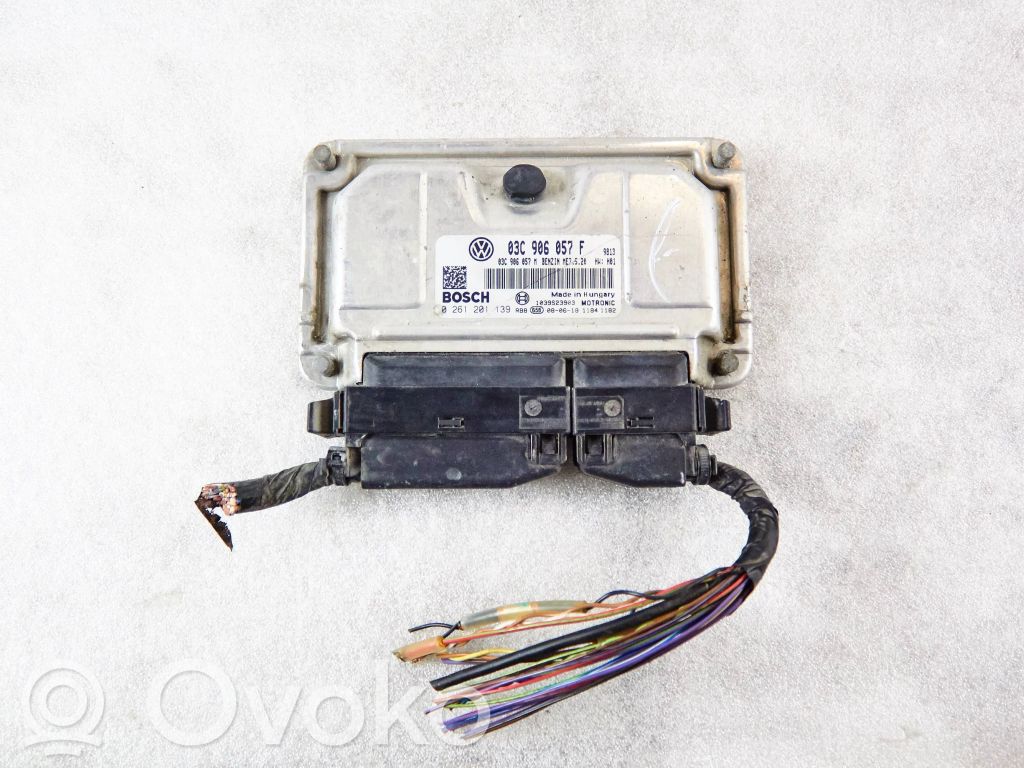 Skoda Fabia Mk2 (5J) Engine control unit/module 