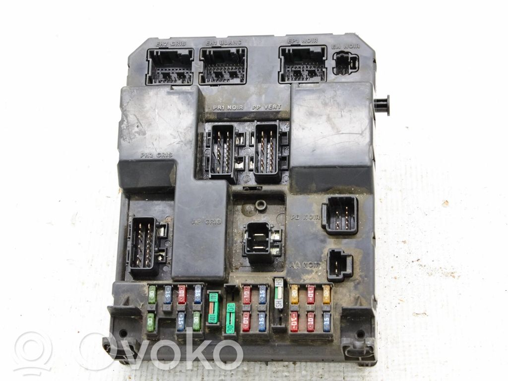 Peugeot 307 Comfort/convenience module 