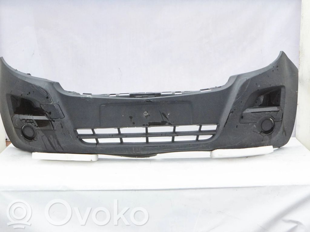 Opel Movano B Zderzak przedni 