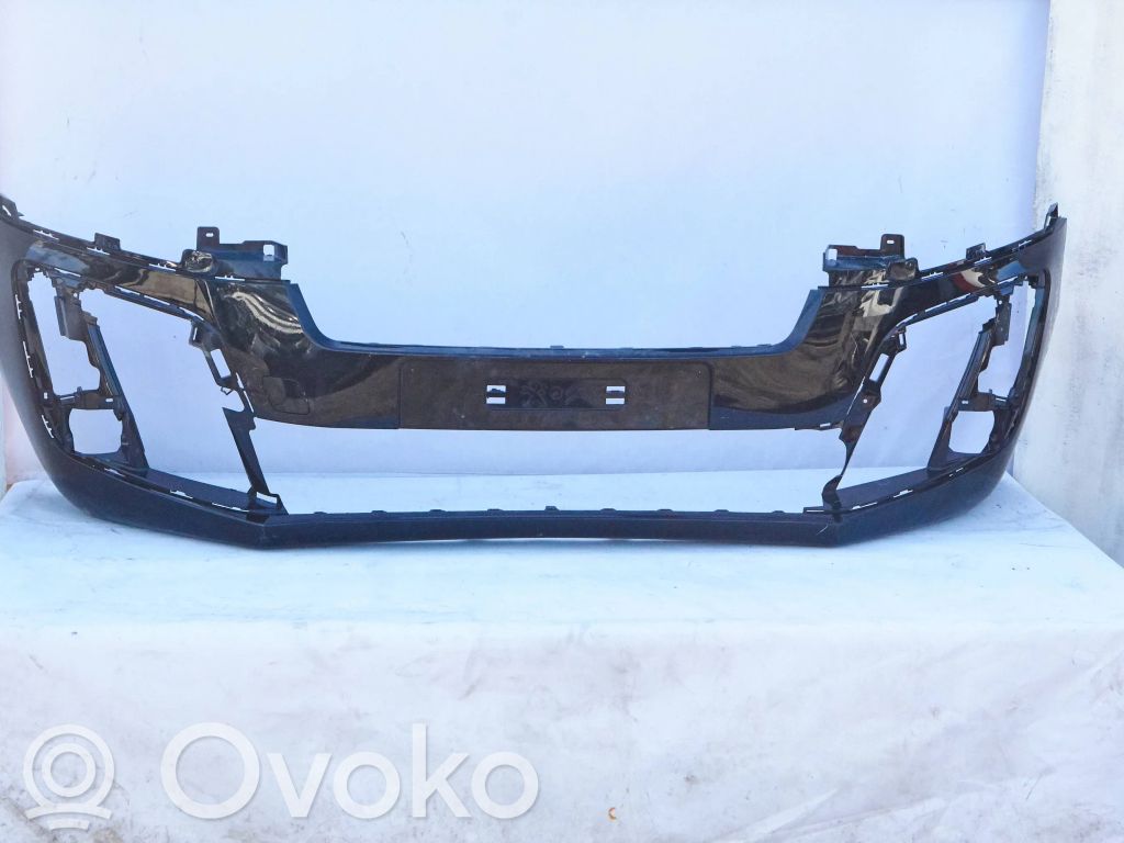 Front bumper   9811778077