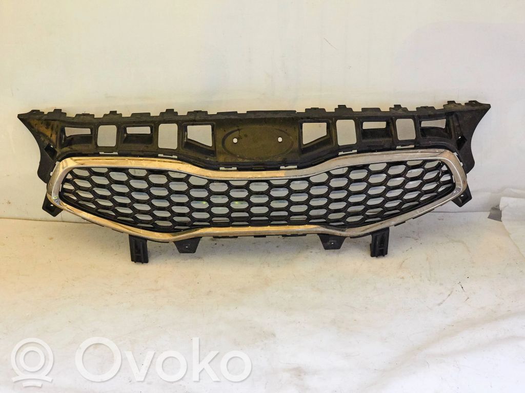 KIA Ceed Front bumper upper radiator grill 