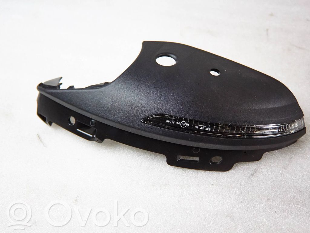 Renault Megane IV Kunststoffverkleidung Außenspiegel 