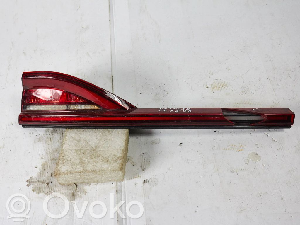 KIA Ceed Takaluukun takavalot 