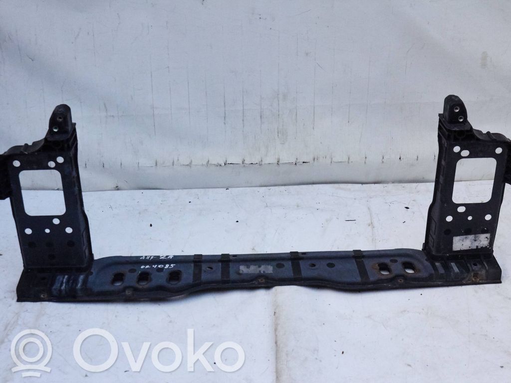 Radiatoru panelis   64101A2000