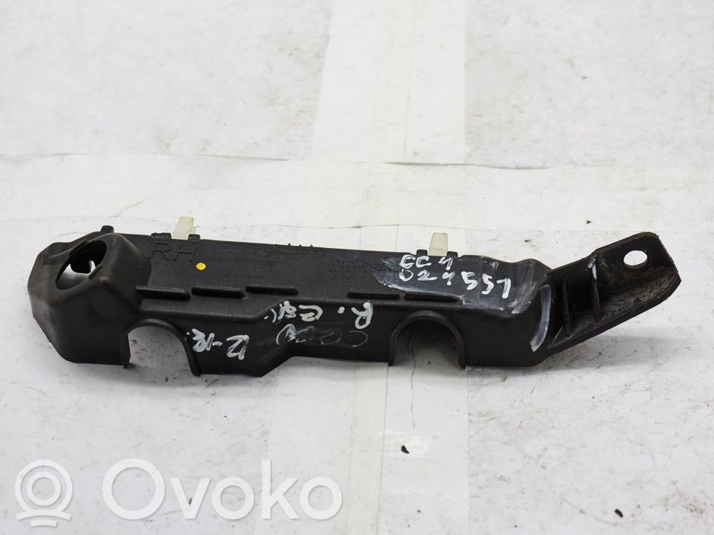 KIA Ceed Priekšpusē bampera turētājs 