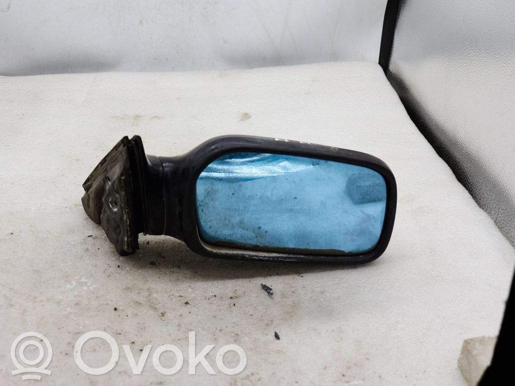 Audi 100 S4 C4 Elektryczne lusterko boczne drzwi przednich 