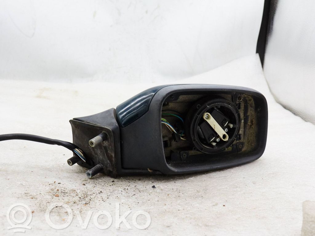 Volvo S40, V40 Elektryczne lusterko boczne drzwi przednich 