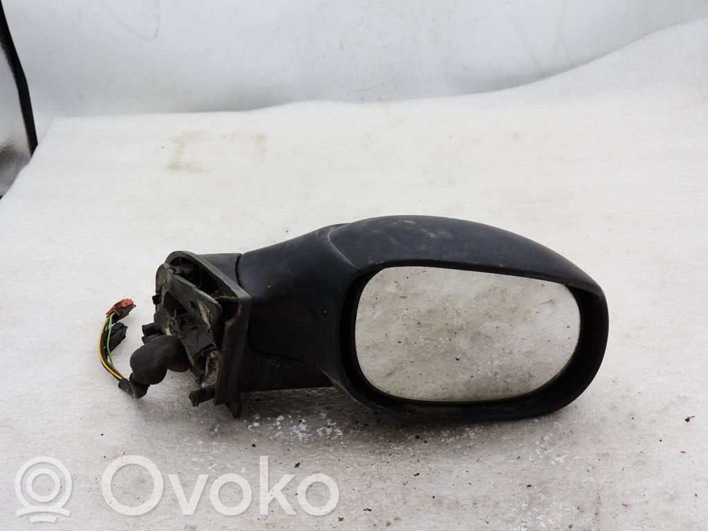 Citroen C3 Elektryczne lusterko boczne drzwi przednich 