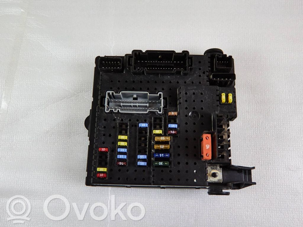 Sulakemoduuli   30728512,28017881,30728273