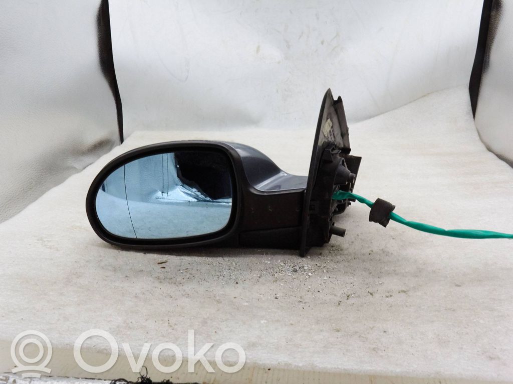 Citroen C5 Front door electric wing mirror 