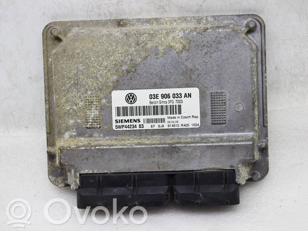 Engine control unit/module   03E906033AN,5WP44234