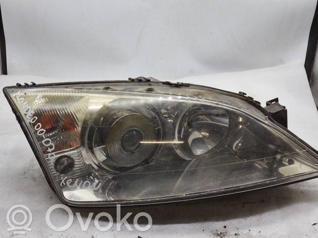 Ford Mondeo Mk III Phare frontale 
