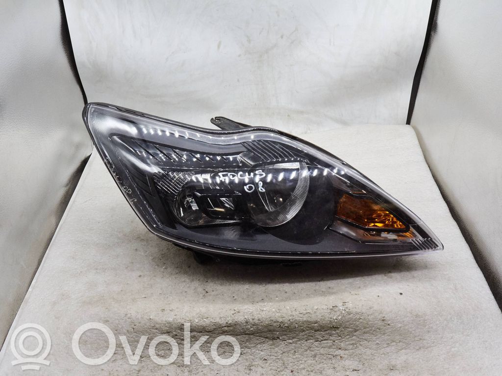 Ford Focus Headlight/headlamp 