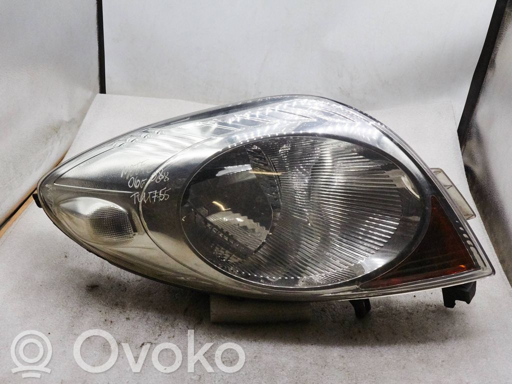 Nissan Note (E11) Headlight/headlamp 
