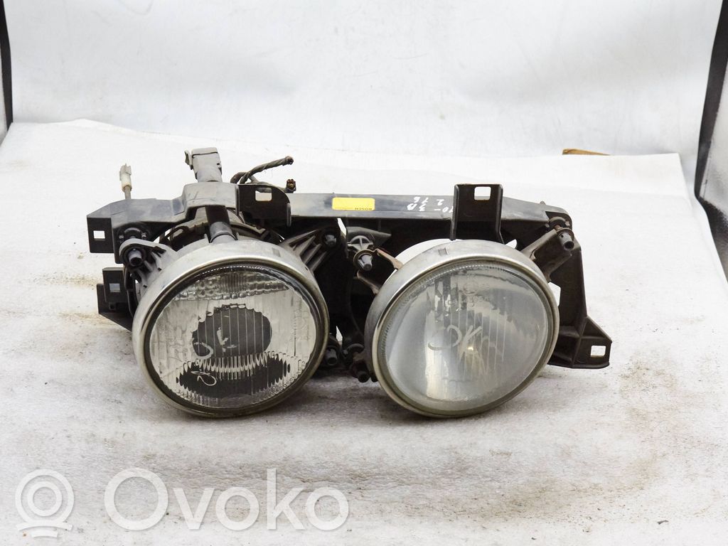 BMW 5 E34 Headlight/headlamp 