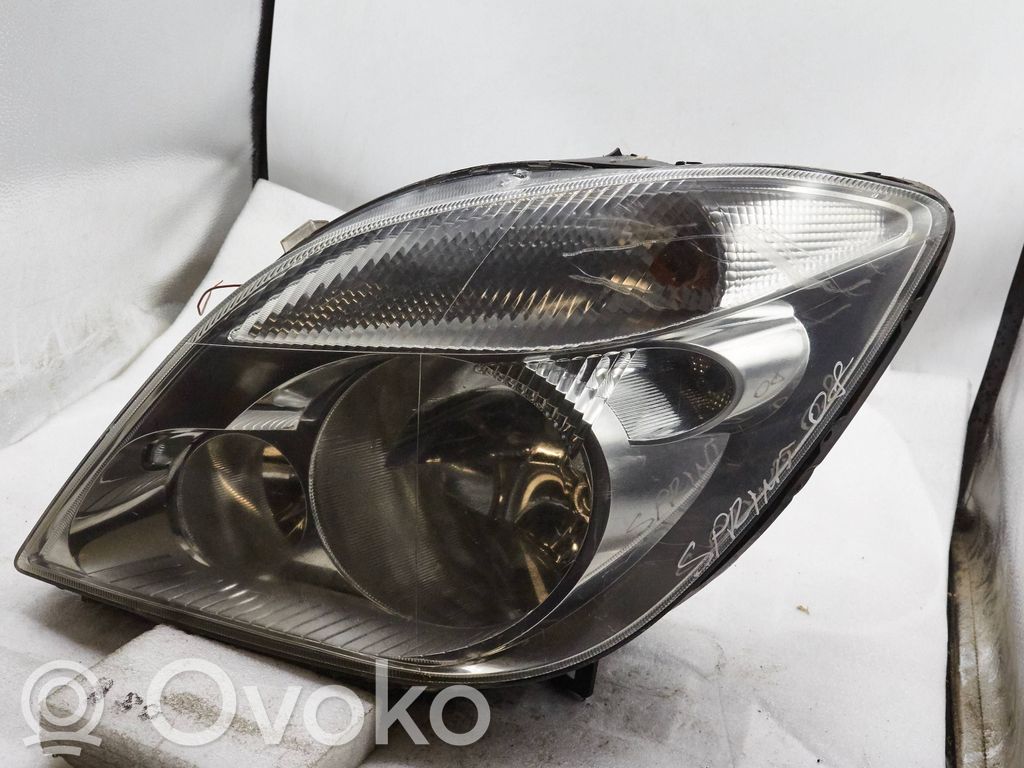 Mercedes-Benz Sprinter W906 Lampa przednia 
