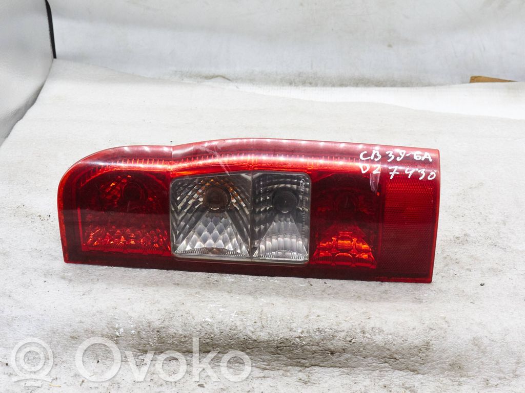 Luz trasera/de freno   E410887