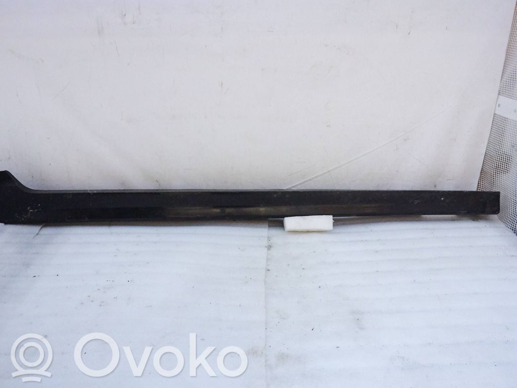 Sottoporta   877522T100