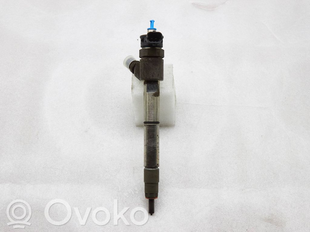Opel Insignia B Inyector de combustible 