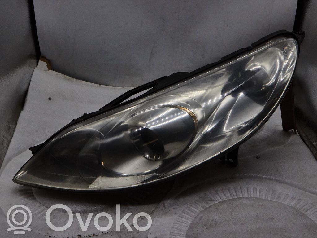 Peugeot 407 Lampa przednia 