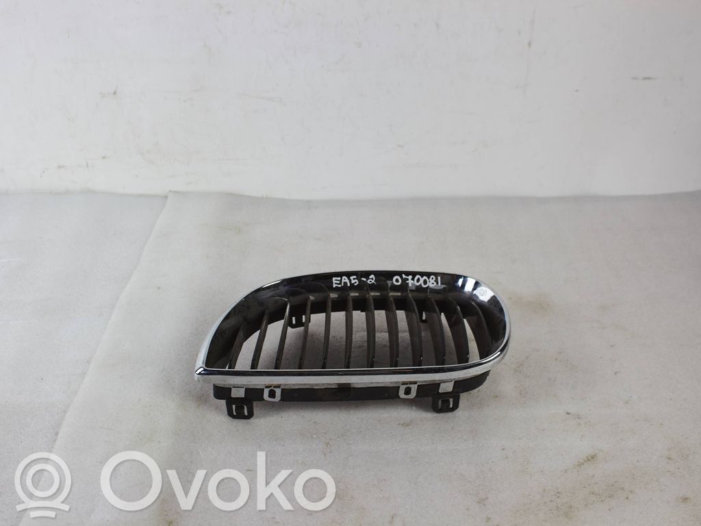 BMW 1 E81 E87 Передняя решётка 