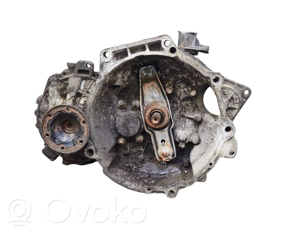 Volkswagen PASSAT B4 Cutie viteze manuală cu 5 trepte 