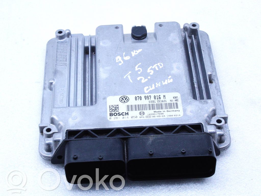 Volkswagen Transporter - Caravelle T5 Sterownik / Moduł ECU 