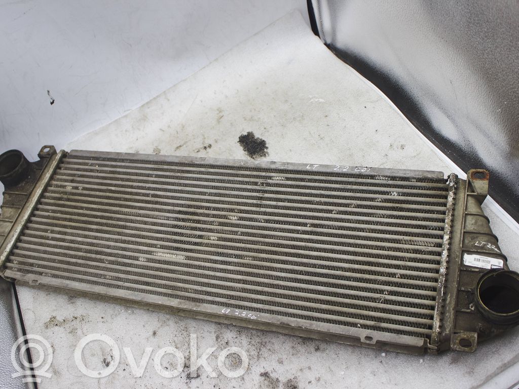 Volkswagen II LT Interkūlerio radiatorius 