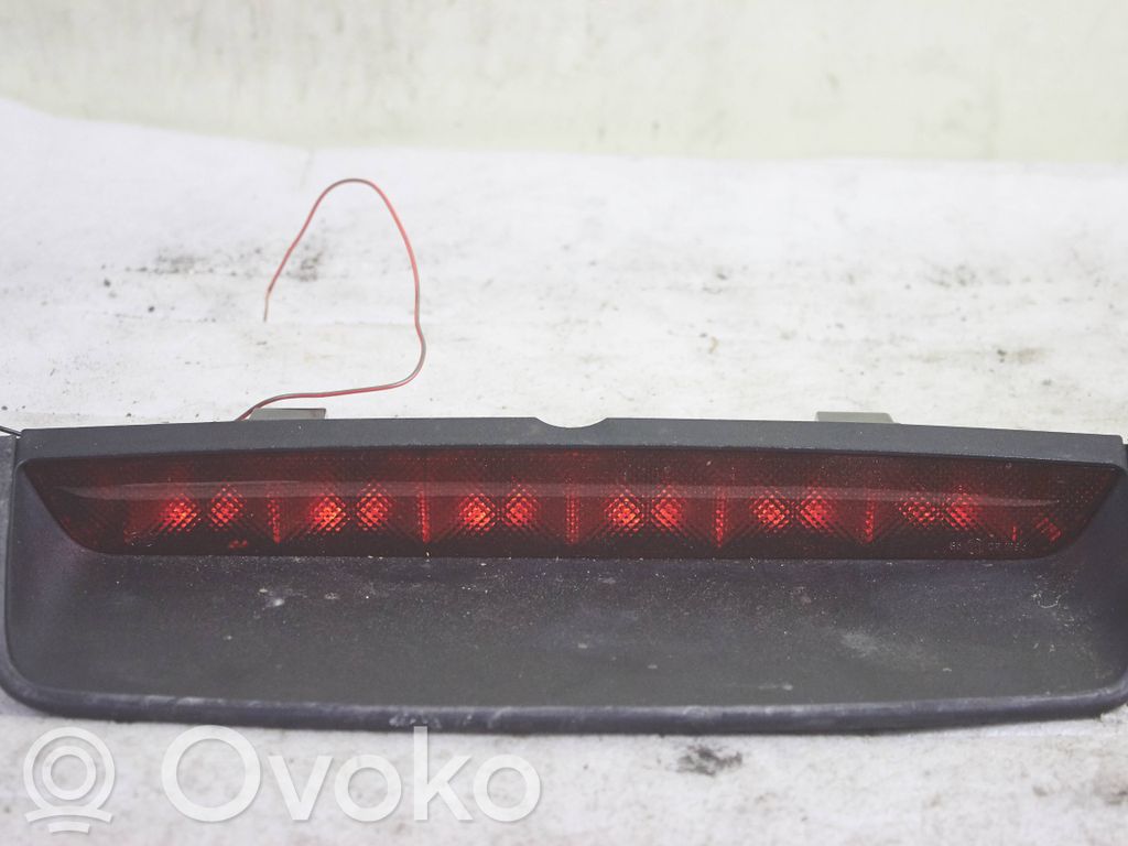 Opel Vectra C Trzecie światło stop 