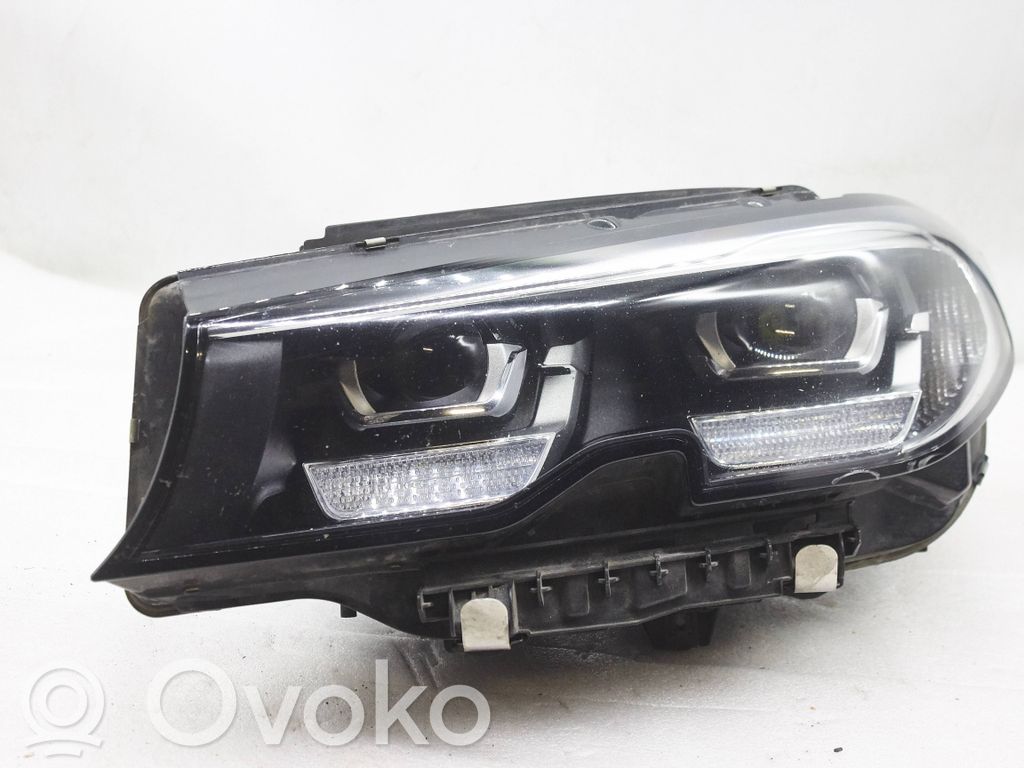 Lampa przednia   8496149,849614906,145100048806