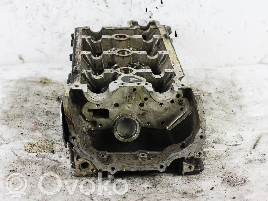 Audi A6 S6 C6 4F Engine head 