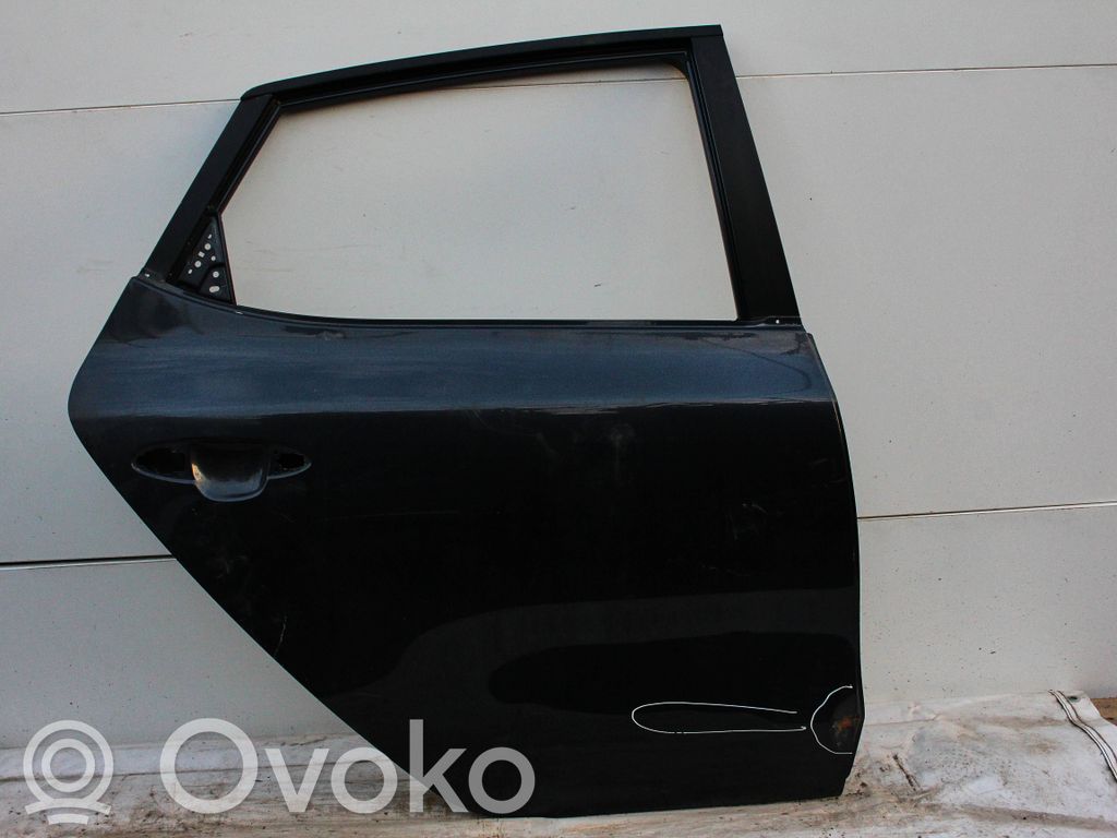 KIA Ceed Galinės durys 