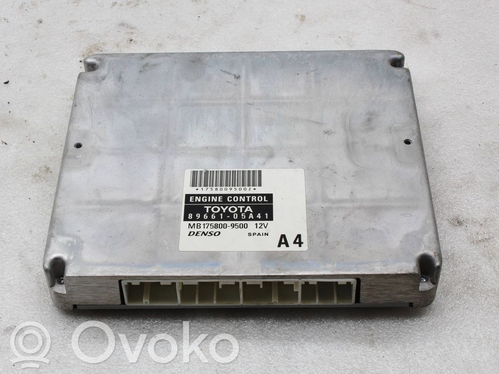 Toyota Avensis T250 Unitate/modul de control motor 