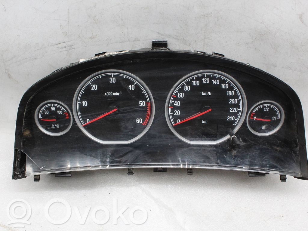 Opel Signum Speedometer (instrument cluster) 