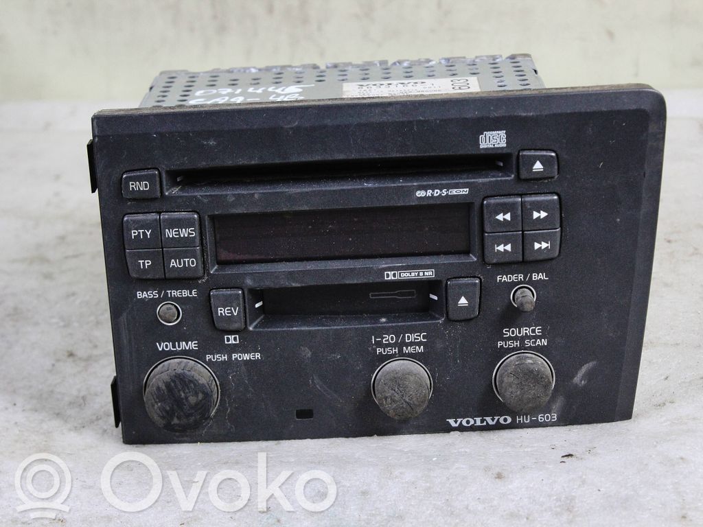 Volvo V70 Panel / Radioodtwarzacz CD/DVD/GPS 