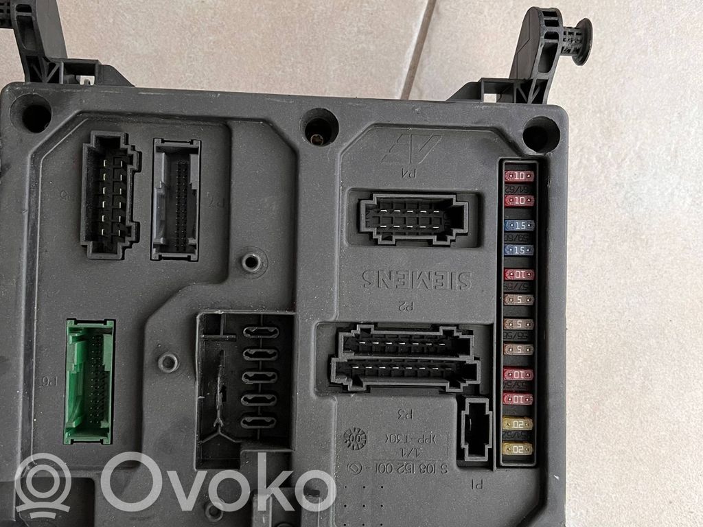 Seat Alhambra (Mk1) Fuse box set 