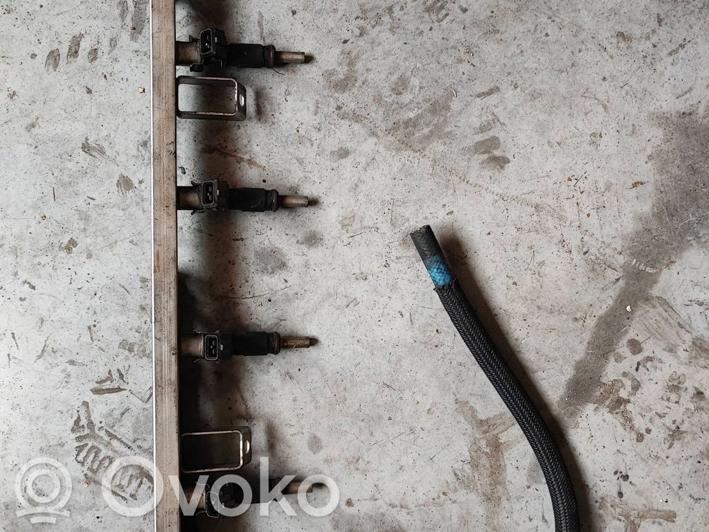 Fuel injectors set   7542541
