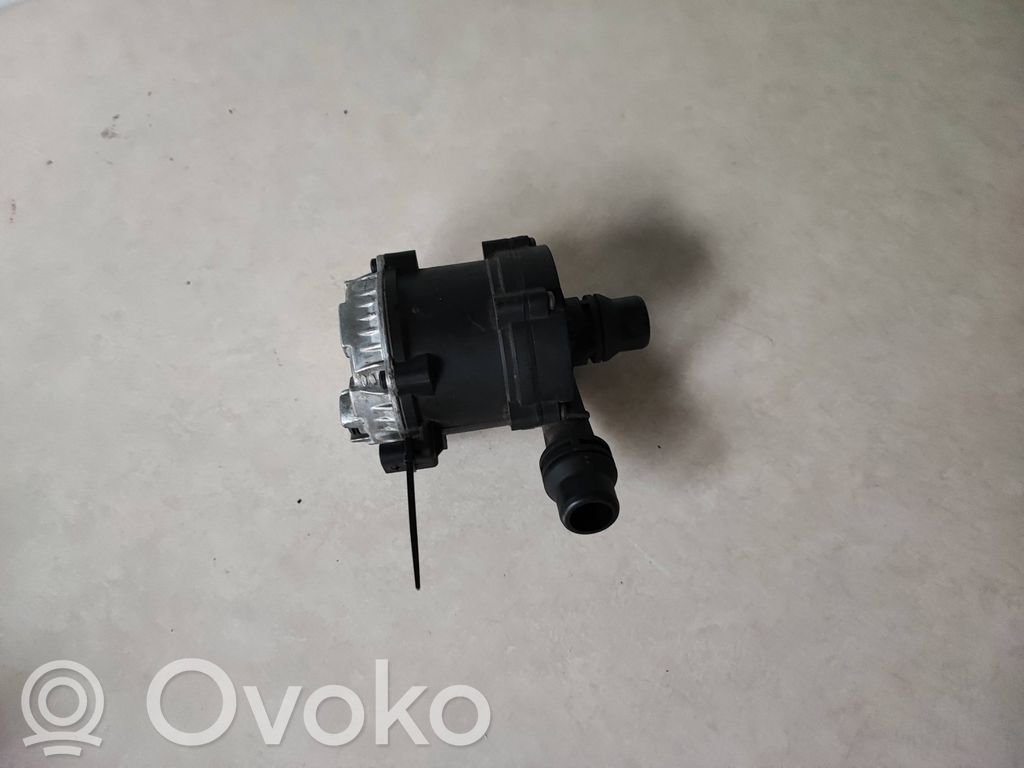 BMW 5 G30 G31 G38 Pompa cyrkulacji / obiegu wody 