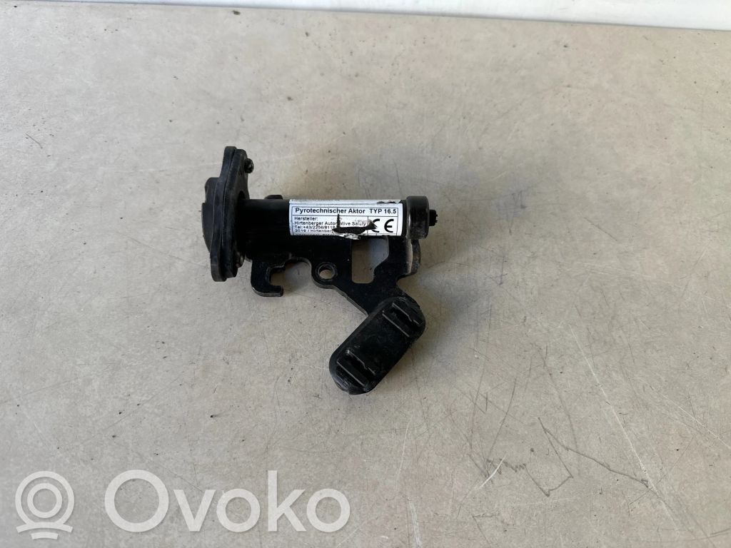 BMW X5 F15 Actuador de airbag peatonal del capó 