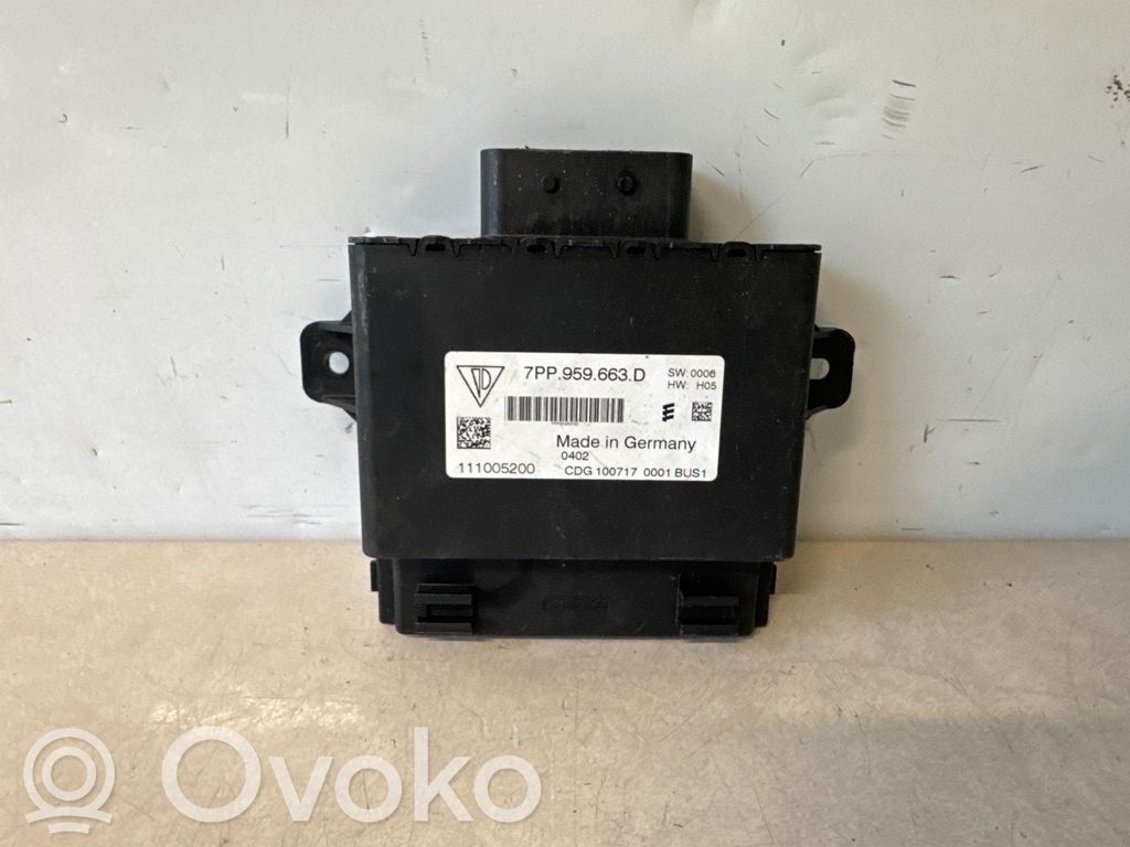 Porsche 911 991 Voltage converter/converter module 