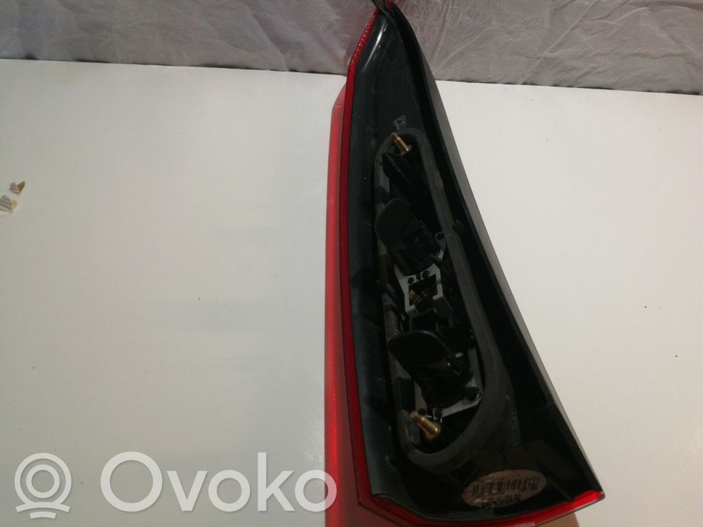 Volvo V70 Galinis žibintas kėbule 