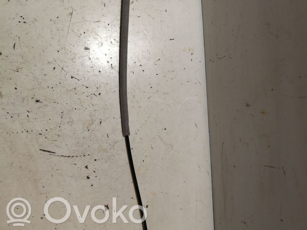 Volvo V70 Línea de cable de puerta trasera 