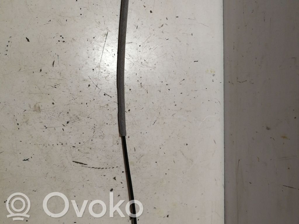 Volvo V70 Línea de cable de puerta trasera 