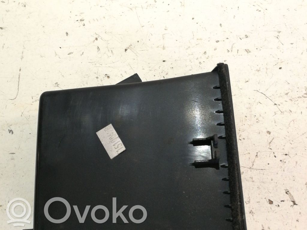 Volvo V70 plaukts 
