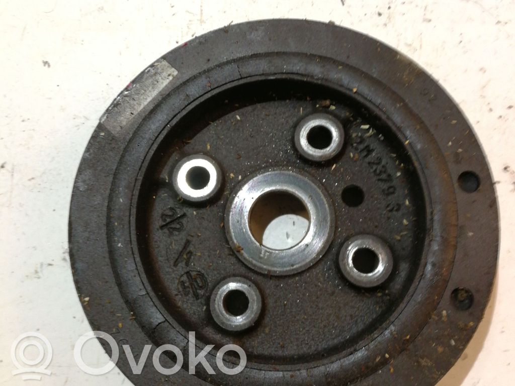 Volvo V70 Polea del cigüeñal 